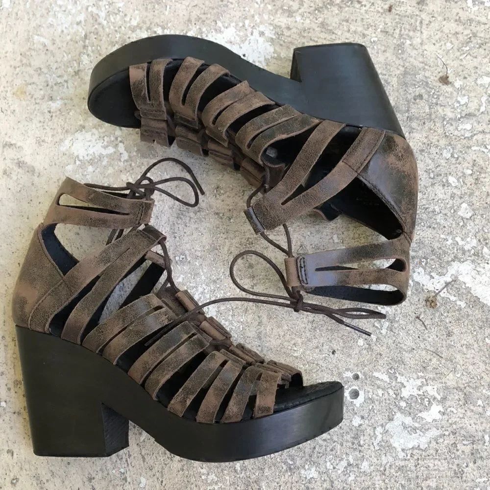 Freebirdโ
โSandals
